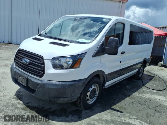 ✅ 2018 Ford Transit Passenger XL • VIN: 1FMZK1ZM9JKB18725 • Lot: 45231810. Wystawiony na IAAI z przebiegiem 56 919 mil. Bezpłatny archiwum sprzedaży aukcyjnych z USA i szczegółowy raport historii pojazdu na DreamBid. Zdjęcie 2.