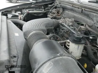 ✅ 2001 Ford F-150 XL • VIN: 2FTRX18L31CB05231 • Lot: 43905525. Wystawiony na IAAI z przebiegiem 137 559 mil. Bezpłatny archiwum sprzedaży aukcyjnych z USA i szczegółowy raport historii pojazdu na DreamBid. Zdjęcie 13.