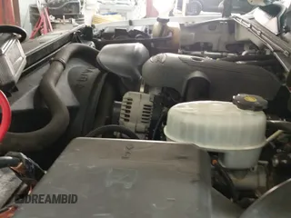 ✅ 2004 GMC Sierra 2500 SL • VIN: 1GDHC24U94E215240 • Lot: 41332466. Wystawiony na IAAI z przebiegiem 104 000 mil. Bezpłatny archiwum sprzedaży aukcyjnych z USA i szczegółowy raport historii pojazdu na DreamBid. Zdjęcie 12.