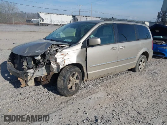 ✅ 2009 Dodge Grand Caravan SXT • VIN: 2D8HN541X9R546670 • Lot: 44741058. Wystawiony na IAAI z przebiegiem 208 637 mil. Bezpłatny archiwum sprzedaży aukcyjnych z USA i szczegółowy raport historii pojazdu na DreamBid. Zdjęcie 2.