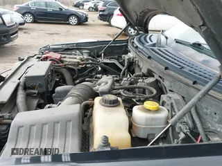 ✅ 2014 Ford F-150 XL • VIN: 1FTMF1EM7EKF11217 • Лот: 41853589. Опубликован ранее на IAAI с пробегом 258 639 миль. Бесплатный доступ к архиву аукционных продаж из США и подробный отчёт об истории автомобиля на DreamBid. Изображение 18.