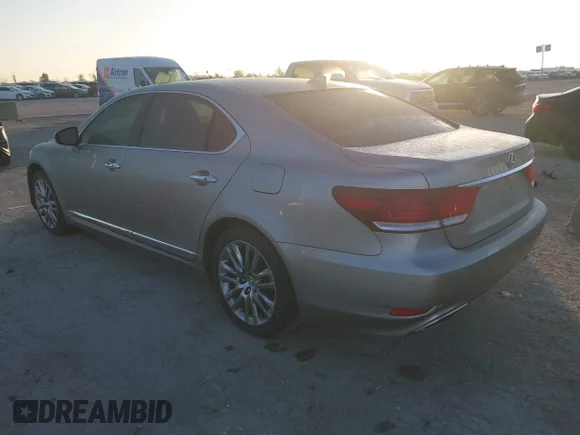 ✅ 2016 Lexus LS 460 L • VIN: JTHGL5EF0G5057200 • Лот: 43691895. Опубліковано раніше на IAAI з пробігом 174 282 миль. Безкоштовний доступ до архіву аукціонних продажів зі США та докладний звіт про історію автомобіля на DreamBid. Зображення 3.