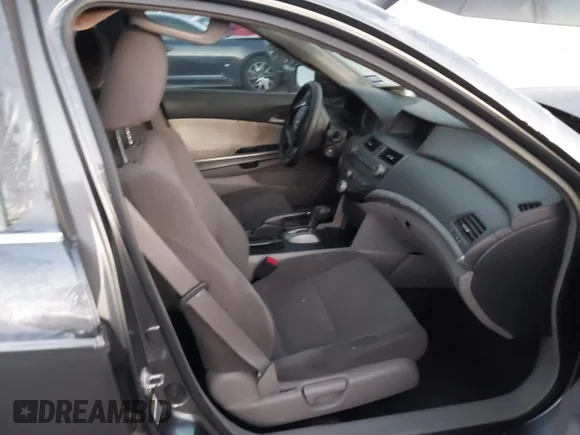 ✅ 2008 Honda Accord EX • VIN: JHMCP26768C001090 • Lot: 44212709. Listed on IAAI with 237,133 mi. Free auction sales archive from the USA and detailed vehicle history report at DreamBid. Image 5.
