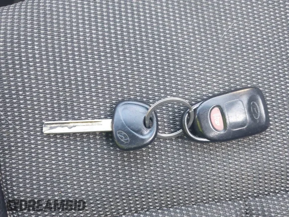 ✅ 2013 Hyundai Veloster w/Gray Int • VIN: KMHTC6AD8DU147914 • Lot: 45222360. Wystawiony na IAAI z przebiegiem 162 504 mil. Bezpłatny archiwum sprzedaży aukcyjnych z USA i szczegółowy raport historii pojazdu na DreamBid. Zdjęcie 11.