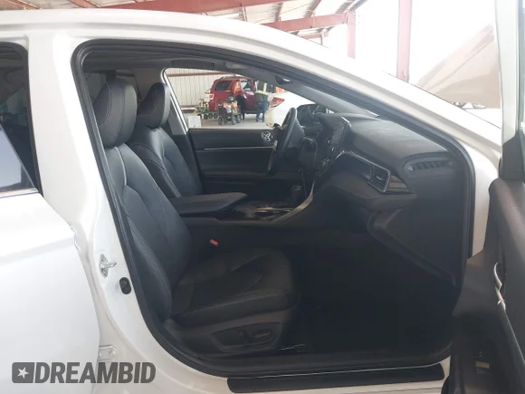 ✅ 2021 Toyota Camry XSE • VIN: 4T1K61AK1MU586294 • Lot: 45127359. Wystawiony na IAAI z przebiegiem 66 431 mil. Bezpłatny archiwum sprzedaży aukcyjnych z USA i szczegółowy raport historii pojazdu na DreamBid. Zdjęcie 5.