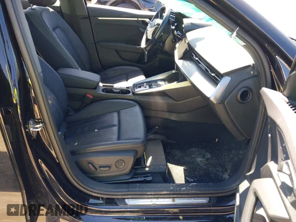 ✅ 2023 Audi A3 Premium • VIN: WAUAUDGY0PA037871 • Lot: 41768995. Wystawiony na IAAI z przebiegiem 43 943 mil. Bezpłatny archiwum sprzedaży aukcyjnych z USA i szczegółowy raport historii pojazdu na DreamBid. Zdjęcie 5.