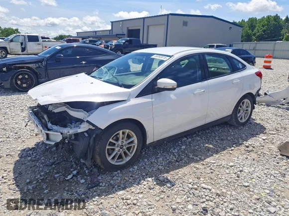 ✅ 2017 Ford Focus SE • VIN: 1FADP3F20HL292014 • Lot: 56993816. Wystawiony na Copart z przebiegiem 125 274 mil. Bezpłatny archiwum sprzedaży aukcyjnych z USA i szczegółowy raport historii pojazdu na DreamBid. Zdjęcie 1.