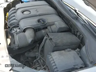 ✅ 2014 Volkswagen Golf • VIN: WVWDB7AJ4EW009705 • Lot: 42495925. Wystawiony na IAAI z przebiegiem 73 595 mil. Bezpłatny archiwum sprzedaży aukcyjnych z USA i szczegółowy raport historii pojazdu na DreamBid. Zdjęcie 19.