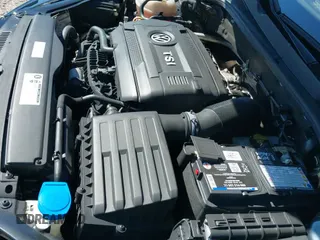 ✅ 2019 Volkswagen Golf GTI S • VIN: 3VW6T7AU1KM027863 • Lot: 41782997. Wystawiony na IAAI z przebiegiem 91 652 mil. Bezpłatny archiwum sprzedaży aukcyjnych z USA i szczegółowy raport historii pojazdu na DreamBid. Zdjęcie 19.