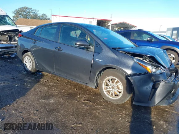 ✅ 2020 Toyota Prius L Eco • VIN: JTDKARFU3L3111231 • Лот: 41398103. Опубликован ранее на IAAI с пробегом 181 134 миль. Бесплатный доступ к архиву аукционных продаж из США и подробный отчёт об истории автомобиля на DreamBid. Изображение 1.