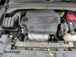 ✅ 2018 Jeep Renegade Latitude • VIN: ZACCJABBXJPJ27751 • Lot: 70879945. Listed on Copart with 56,181 mi. Free auction sales archive from the USA and detailed vehicle history report at DreamBid. Image 15.