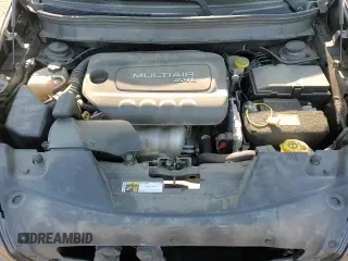 ✅ 2017 Jeep Cherokee Latitude • VIN: 1C4PJLCB8HW607444 • Lot: 68042115. Wystawiony na Copart z przebiegiem 90 833 mil. Bezpłatny archiwum sprzedaży aukcyjnych z USA i szczegółowy raport historii pojazdu na DreamBid. Zdjęcie 15.