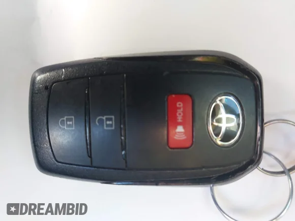 ✅ 2023 Toyota Prius XSE • VIN: JTDACACU1P3007791 • Lot: 44139961. Wystawiony na IAAI z przebiegiem 11 328 mil. Bezpłatny archiwum sprzedaży aukcyjnych z USA i szczegółowy raport historii pojazdu na DreamBid. Zdjęcie 11.