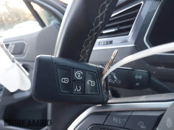 ✅ 2022 Volkswagen Tiguan SE • VIN: 3VV3B7AXXNM026025 • Lot: 44220365. Wystawiony na IAAI z przebiegiem 70 613 mil. Bezpłatny archiwum sprzedaży aukcyjnych z USA i szczegółowy raport historii pojazdu na DreamBid. Zdjęcie 11.