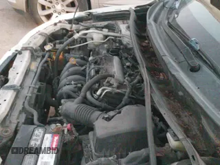 ✅ 2009 Toyota Matrix • VIN: 2T1KU40E09C037908 • Лот: 43518112. Опубликован ранее на IAAI с пробегом 202 765 миль. Бесплатный доступ к архиву аукционных продаж из США и подробный отчёт об истории автомобиля на DreamBid. Изображение 12.