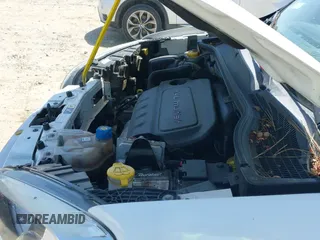 ✅ 2015 Ram ProMaster City Cargo Tradesman SLT • VIN: ZFBERFBT3F6965496 • Lot: 41847162. Wystawiony na IAAI z przebiegiem 148 202 mil. Bezpłatny archiwum sprzedaży aukcyjnych z USA i szczegółowy raport historii pojazdu na DreamBid. Zdjęcie 20.