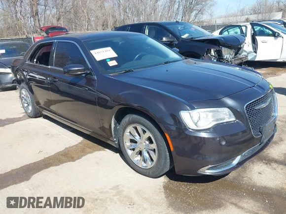 ✅ 2016 Chrysler 300 Anniversary Edition • VIN: 2C3CCAAG9GH182376 • Lot: 44651404. Listed on IAAI with 137,220 mi. Free auction sales archive from the USA and detailed vehicle history report at DreamBid. Image 1.