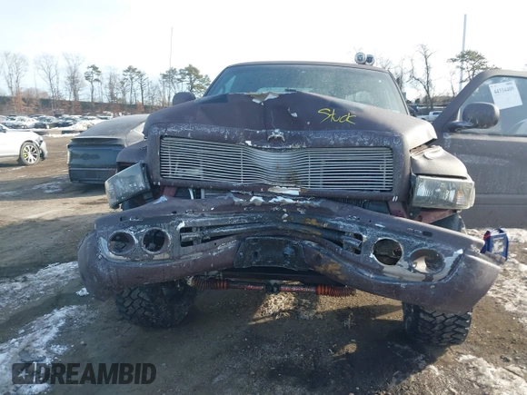 ✅ 2001 Dodge 2500 • VIN: 1B7KF236X1J548246 • Lot: 44334409. Wystawiony na IAAI z przebiegiem 176 383 mil. Bezpłatny archiwum sprzedaży aukcyjnych z USA i szczegółowy raport historii pojazdu na DreamBid. Zdjęcie 6.