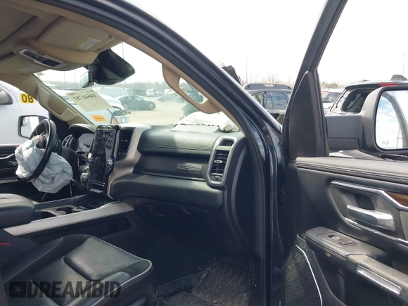 ✅ 2021 Ram 1500 Laramie • VIN: 1C6SRFJT3MN530697 • Lot: 44641783. Wystawiony na IAAI z przebiegiem 93 507 mil. Bezpłatny archiwum sprzedaży aukcyjnych z USA i szczegółowy raport historii pojazdu na DreamBid. Zdjęcie 5.