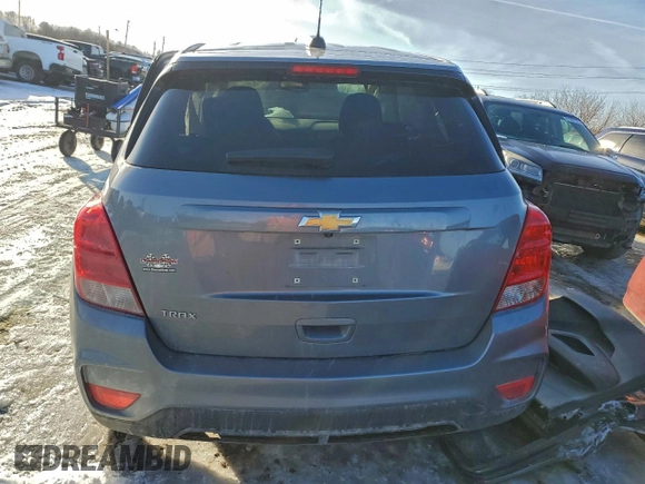 ✅ 2020 Chevrolet Trax LS • VIN: 3GNCJKSB8LL299238 • Lot: 97215725. Wystawiony na Copart z przebiegiem Nie podano. Bezpłatny archiwum sprzedaży aukcyjnych z USA i szczegółowy raport historii pojazdu na DreamBid. Zdjęcie 6.