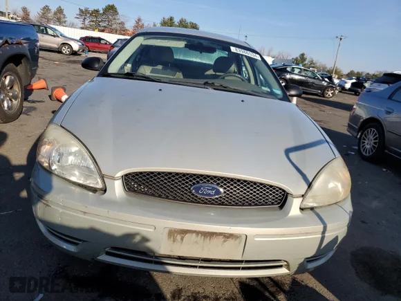 ✅ 2005 Ford Taurus SE • VIN: 1FAHP53285A149501 • Lot: 83986534. Listed on Copart with 54,488 mi. Free auction sales archive from the USA and detailed vehicle history report at DreamBid. Image 5.