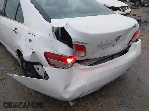 ✅ 2011 Toyota Camry SE • VIN: 4T1BK3EK6BU610362 • Lot: 43558717. Wystawiony na IAAI z przebiegiem 279 510 mil. Bezpłatny archiwum sprzedaży aukcyjnych z USA i szczegółowy raport historii pojazdu na DreamBid. Zdjęcie 6.