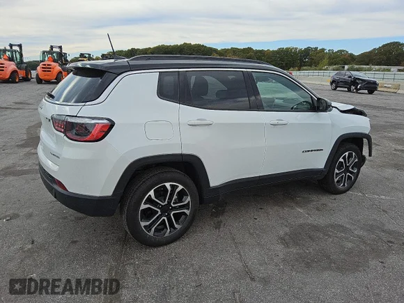 ✅ 2023 Jeep Compass Limited • VIN: 3C4NJDCN4PT523469 • Лот: 76863764. Опубликован ранее на Copart с пробегом 28 063 миль. Бесплатный доступ к архиву аукционных продаж из США и подробный отчёт об истории автомобиля на DreamBid. Изображение 3.