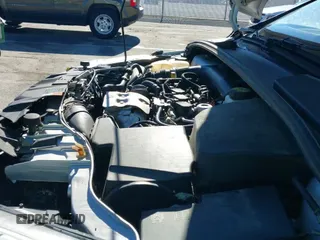 ✅ 2018 Ford Focus SE • VIN: 1FADP3FE7JL286226 • Lot: 43619631. Wystawiony na IAAI z przebiegiem 97 842 mil. Bezpłatny archiwum sprzedaży aukcyjnych z USA i szczegółowy raport historii pojazdu na DreamBid. Zdjęcie 19.