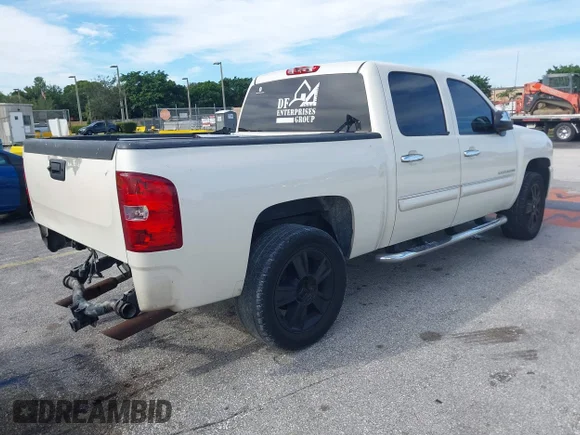 ✅ 2013 Chevrolet Silverado 1500 LTZ • VIN: 3GCPCTE00DG164463 • Lot: 43281052. Wystawiony na IAAI z przebiegiem 204 306 mil. Bezpłatny archiwum sprzedaży aukcyjnych z USA i szczegółowy raport historii pojazdu na DreamBid. Zdjęcie 4.