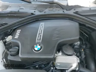 ✅ 2018 BMW 3 Series 320i xDrive • VIN: WBA8A3C55JA489299 • Lot: 42403149. Wystawiony na IAAI z przebiegiem 74 066 mil. Bezpłatny archiwum sprzedaży aukcyjnych z USA i szczegółowy raport historii pojazdu na DreamBid. Zdjęcie 22.