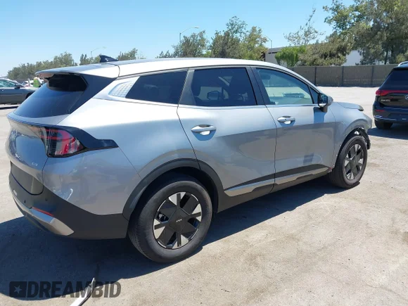 ✅ 2026 Kia Sportage LX • VIN: KNDPU3DG6T7275606 • Lot: 45432200. Listed on IAAI with 16,413 mi. Free auction sales archive from the USA and detailed vehicle history report at DreamBid. Image 4.
