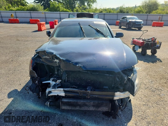 ✅ 2010 Audi A4 Premium Plus • VIN: WAUFFAFL2AN030537 • Lot: 54225206. Wystawiony na Copart z przebiegiem Nie podano. Bezpłatny archiwum sprzedaży aukcyjnych z USA i szczegółowy raport historii pojazdu na DreamBid. Zdjęcie 5.