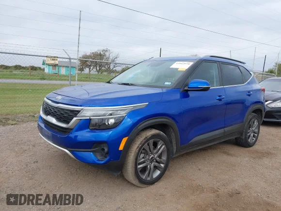 ✅ 2021 Kia Seltos S • VIN: KNDEU2AA0M7099249 • Lot: 43943970. Wystawiony na IAAI z przebiegiem 75 988 mil. Bezpłatny archiwum sprzedaży aukcyjnych z USA i szczegółowy raport historii pojazdu na DreamBid. Zdjęcie 2.