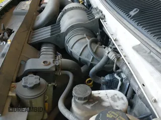 ✅ 2013 Ford Econoline Passenger XL • VIN: 1FBNE3BL8DDA87830 • Лот: 42782262. Опубликован ранее на IAAI с пробегом 152 280 миль. Бесплатный доступ к архиву аукционных продаж из США и подробный отчёт об истории автомобиля на DreamBid. Изображение 19.