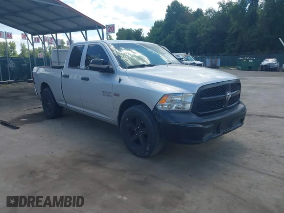 ✅ 2015 Ram 1500 Express • VIN: 1C6RR6FT1FS722678 • Лот: 42991929. Опубліковано раніше на IAAI з пробігом 207 455 миль. Безкоштовний доступ до архіву аукціонних продажів зі США та докладний звіт про історію автомобіля на DreamBid. Зображення 1.