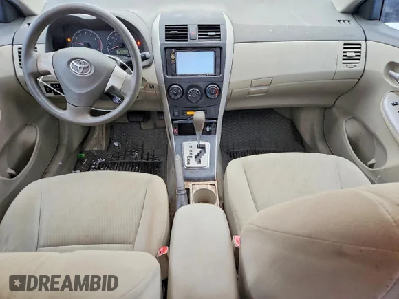 ✅ 2010 Toyota Corolla LE • VIN: 1NXBU4EE0AZ339002 • Lot: 75266305. Wystawiony na Copart z przebiegiem 217 171 mil. Bezpłatny archiwum sprzedaży aukcyjnych z USA i szczegółowy raport historii pojazdu na DreamBid. Zdjęcie 8.