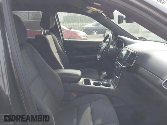 ✅ 2019 Jeep Grand Cherokee Upland • VIN: 1C4RJFAG1KC609408 • Lot: 44329371. Wystawiony na IAAI z przebiegiem 46 860 mil. Bezpłatny archiwum sprzedaży aukcyjnych z USA i szczegółowy raport historii pojazdu na DreamBid. Zdjęcie 5.
