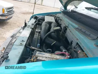 ✅ 1994 Ford Econoline Cargo • VIN: 1FDEE14H3RHA88596 • Lot: 41948461. Wystawiony na IAAI z przebiegiem 188 321 mil. Bezpłatny archiwum sprzedaży aukcyjnych z USA i szczegółowy raport historii pojazdu na DreamBid. Zdjęcie 14.