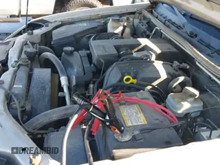 ✅ 2004 Chevrolet Colorado 1SE LS Z71 • VIN: 1GCDT136748197982 • Лот: 42797637. Опубликован ранее на IAAI с пробегом 205 127 миль. Бесплатный доступ к архиву аукционных продаж из США и подробный отчёт об истории автомобиля на DreamBid. Изображение 13.