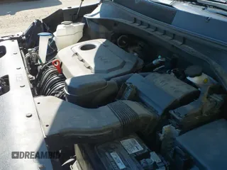 ✅ 2017 Kia Sorento LX • VIN: 5XYPGDA38HG283926 • Лот: 42913854. Опубликован ранее на IAAI с пробегом 77 113 миль. Бесплатный доступ к архиву аукционных продаж из США и подробный отчёт об истории автомобиля на DreamBid. Изображение 18.