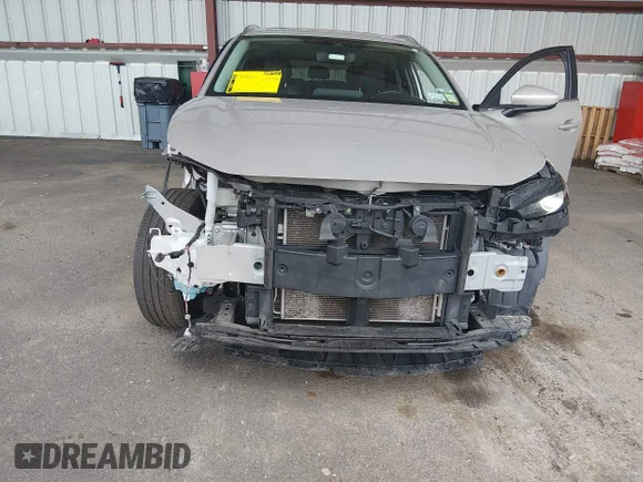✅ 2022 Mazda CX-30 S Carbon Edition • VIN: 3MVDMBCL2NM425228 • Lot: 44933952. Wystawiony na IAAI z przebiegiem 61 037 mil. Bezpłatny archiwum sprzedaży aukcyjnych z USA i szczegółowy raport historii pojazdu na DreamBid. Zdjęcie 6.