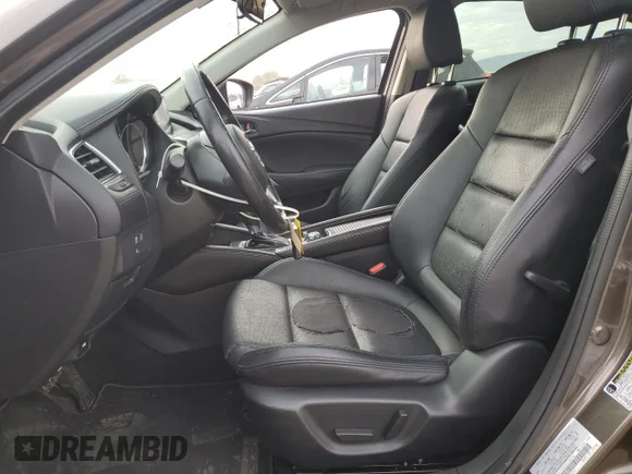 ✅ 2016 Mazda 6 i Touring • VIN: JM1GJ1V52G1418148 • Лот: 77405564. Опубліковано раніше на Copart з пробігом 71 480 миль. Безкоштовний доступ до архіву аукціонних продажів зі США та докладний звіт про історію автомобіля на DreamBid. Зображення 7.