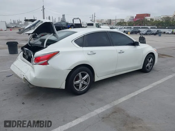 ✅ 2014 Nissan Altima S • VIN: 1N4AL3AP7EN380477 • Lot: 45186239. Listed on IAAI with 134,263 mi. Free auction sales archive from the USA and detailed vehicle history report at DreamBid. Image 4.