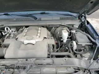 ✅ 2019 Cadillac Escalade Luxury • VIN: 1GYS4BKJ0KR247848 • Lot: 71047715. Wystawiony na Copart z przebiegiem 86 879 mil. Bezpłatny archiwum sprzedaży aukcyjnych z USA i szczegółowy raport historii pojazdu na DreamBid. Zdjęcie 17.