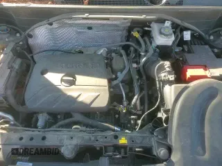 ✅ 2021 Buick Encore GX Essence • VIN: KL4MMFSL2MB062388 • Lot: 82611045. Wystawiony na Copart z przebiegiem 49 165 mil. Bezpłatny archiwum sprzedaży aukcyjnych z USA i szczegółowy raport historii pojazdu na DreamBid. Zdjęcie 17.