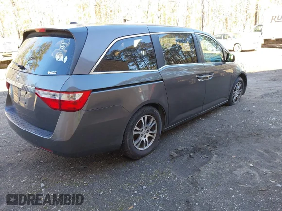 ✅ 2011 Honda Odyssey EX-L • VIN: 5FNRL5H61BB071944 • Лот: 44045418. Опубликован ранее на IAAI с пробегом 260 772 миль. Бесплатный доступ к архиву аукционных продаж из США и подробный отчёт об истории автомобиля на DreamBid. Изображение 4.