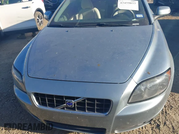 ✅ 2008 Volvo C70 • VIN: YV1MC67258J058544 • Лот: 43459033. Опубліковано раніше на IAAI з пробігом 77 652 миль. Безкоштовний доступ до архіву аукціонних продажів зі США та докладний звіт про історію автомобіля на DreamBid. Зображення 6.