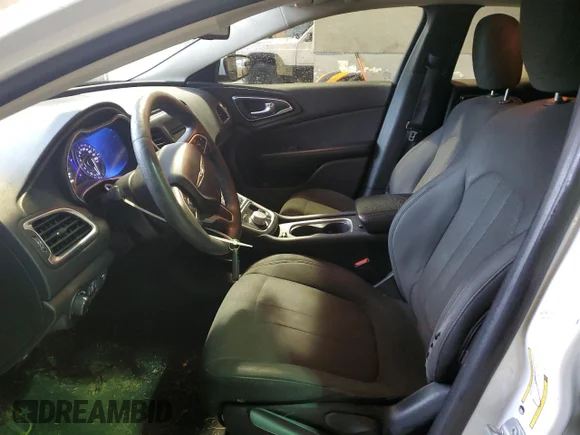 ✅ 2016 Chrysler 200 Limited • VIN: 1C3CCCAB8GN172574 • Lot: 43302813. Wystawiony na Copart z przebiegiem 144 070 mil. Bezpłatny archiwum sprzedaży aukcyjnych z USA i szczegółowy raport historii pojazdu na DreamBid. Zdjęcie 7.