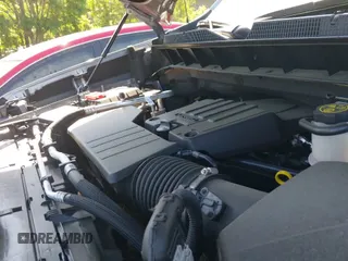 ✅ 2023 Chevrolet Silverado 1500 Custom • VIN: 1GCPABEK1PZ270250 • Lot: 42148020. Wystawiony na IAAI z przebiegiem 14 978 mil. Bezpłatny archiwum sprzedaży aukcyjnych z USA i szczegółowy raport historii pojazdu na DreamBid. Zdjęcie 19.