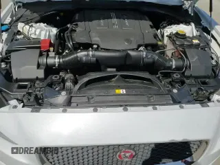 ✅ 2017 Jaguar XE 35t Premium • VIN: SAJAD4BV0HA965165 • Лот: 67036055. Опубликован ранее на Copart с пробегом 64 993 миль. Бесплатный доступ к архиву аукционных продаж из США и подробный отчёт об истории автомобиля на DreamBid. Изображение 16.